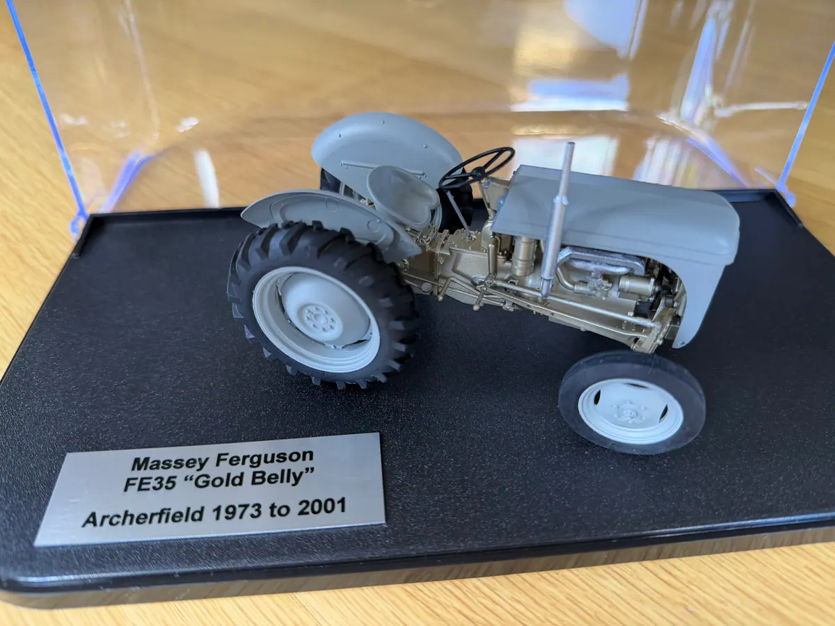 Massey Ferguson FE35 “Gold Belly” scale model, frame 2 of 27