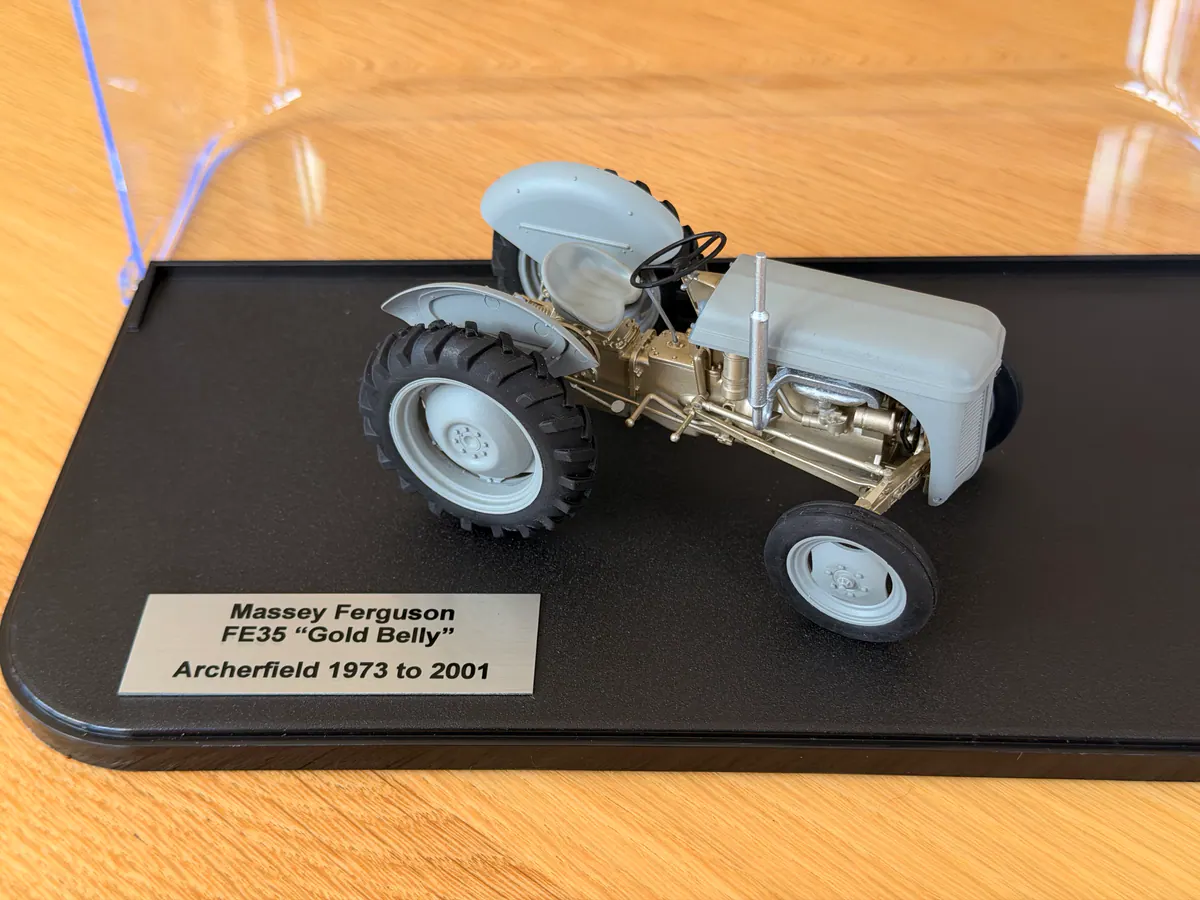 Massey Ferguson FE35 “Gold Belly” scale model, frame 16 of 27